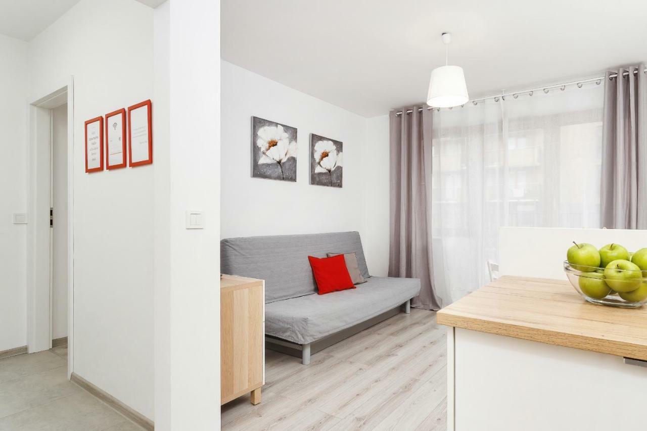 Apartments Claro II By Noclegi Renters Cracóvia Exterior foto